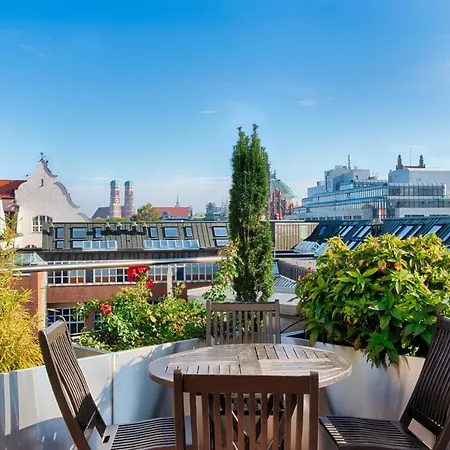 Advastay By King's 4*