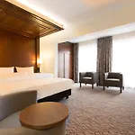 Отель Advastay By King's 4*