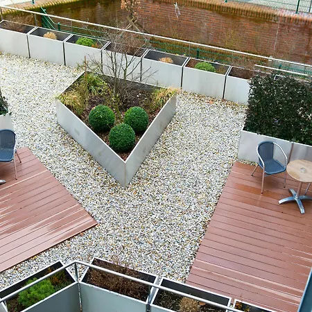 Hotel Advastay By King's 4*