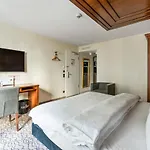 Advastay By King's Hotel Mnichov
