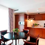 Hotel Advastay By King's Monachium